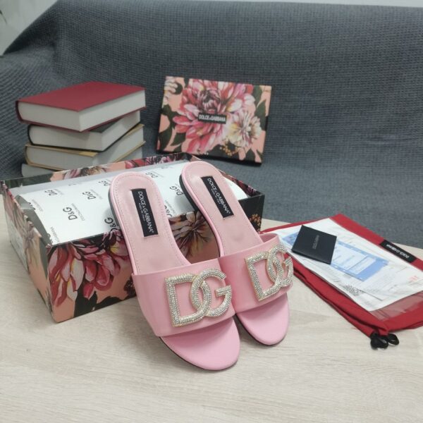 Dolce & Gabbana Foiled Iguana-Print Slides With Rhinestone-Detailed DG Logo Pink For Women DG Shoes