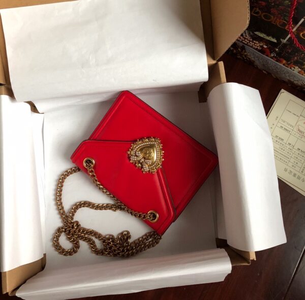 Dolce & Gabbana Medium Devotion Bag Red For Women 8.1in/20.5cm DG