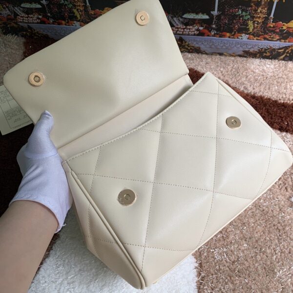 Dolce & Gabbana Medium Sicily Bag In Quilted White For Women 10.2in/26cm DG BB6002AW59180002