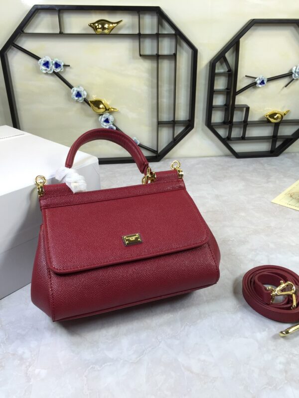 Dolce & Gabbana Medium Sicily Handbag In Dauphine Burgundy For Women 10.2in/26cm DG BB4347A10018M073