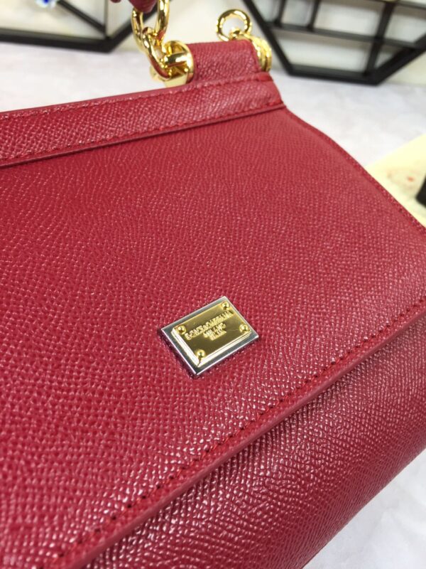 Dolce & Gabbana Medium Sicily Handbag In Dauphine Burgundy For Women 10.2in/26cm DG BB4347A10018M073
