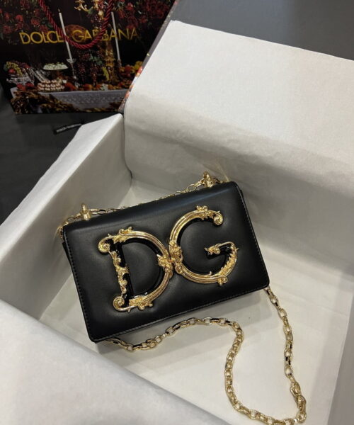 Dolce & Gabbana Nappa DG Girls Shoulder Bag Black For Women 8.3in/21cm DG  BB6498AZ80180999