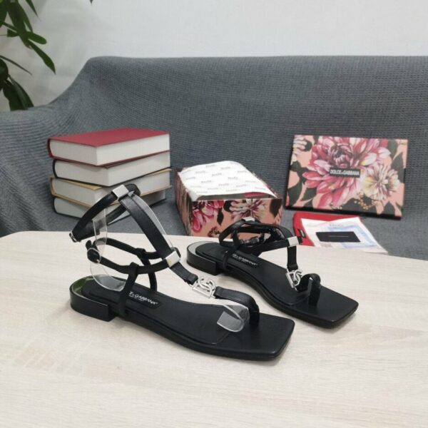 Dolce & Gabbana Nappa DG Thong Sandals Black For Women DG Shoes