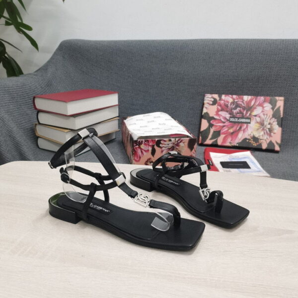 Dolce & Gabbana Nappa DG Thong Sandals Black For Women DG Shoes