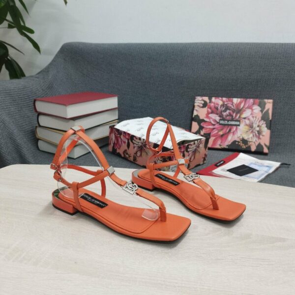 Dolce & Gabbana Nappa DG Thong Sandals Brown For Women DG Shoes