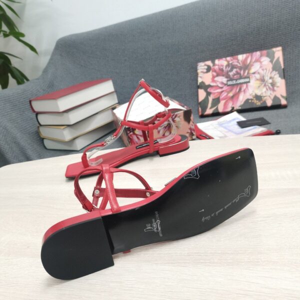 Dolce & Gabbana Nappa DG Thong Sandals Red For Women DG Shoes