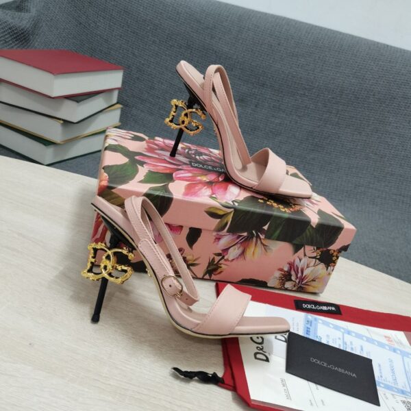 Dolce & Gabbana Patent Sandals Pink For Women DG Shoes
