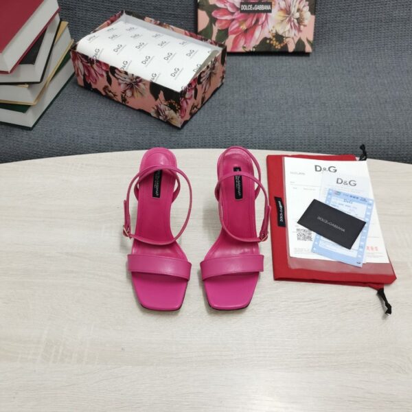 Dolce & Gabbana Patent Sandals Pink For Women DG Shoes