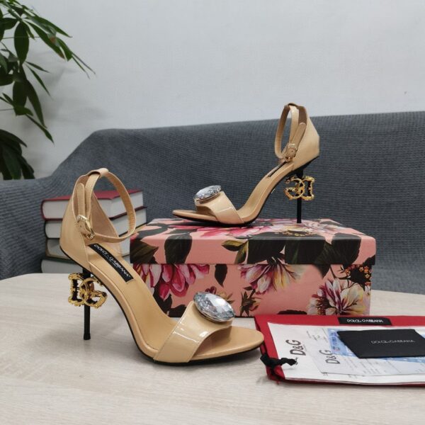 Dolce & Gabbana Polished Sandals Beige For Women DG Shoes