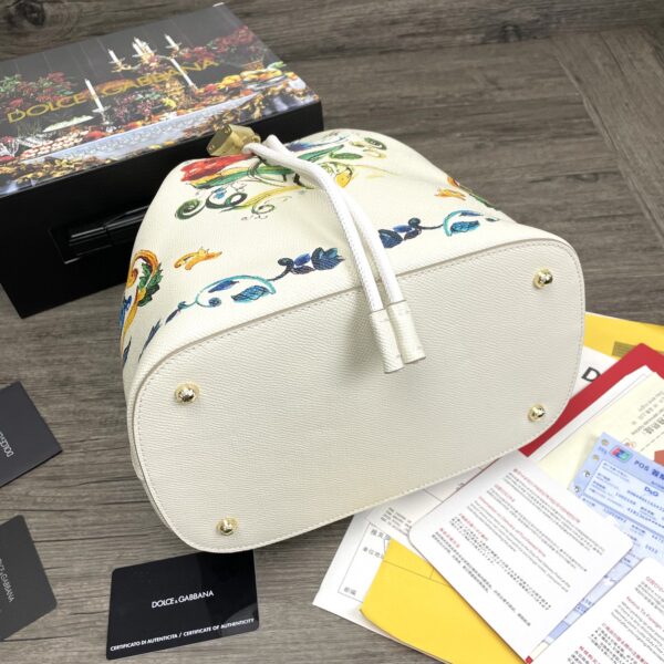 Dolce & Gabbana Print Crespo Bucket Bag Multicolor With Branded Plate For Women DG Bag