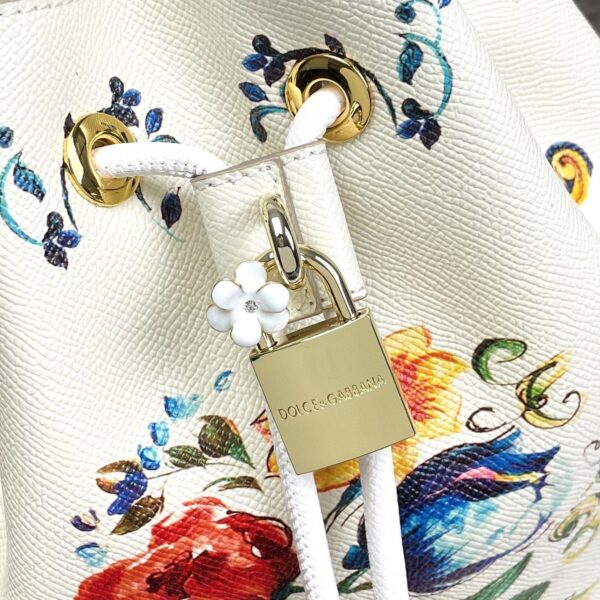 Dolce & Gabbana Print Crespo Bucket Bag Multicolor With Branded Plate For Women DG Bag
