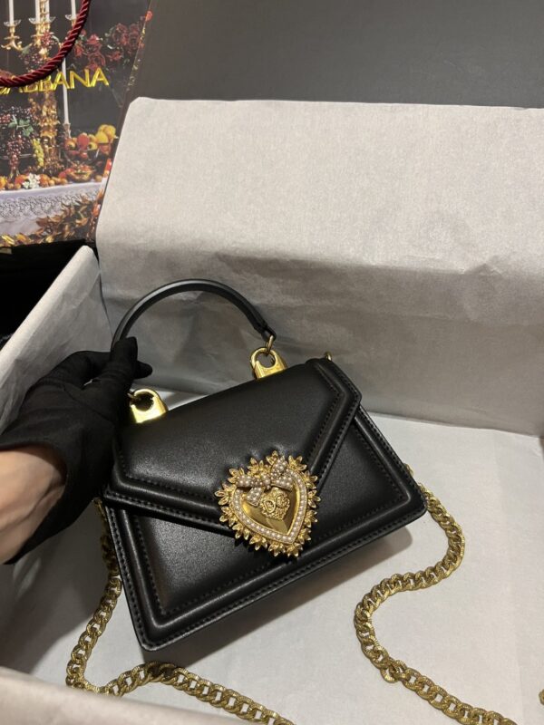 Dolce & Gabbana Small Devotion Bag In Plain Black For Women 7.5in/19cm DG BB6711AV89380999