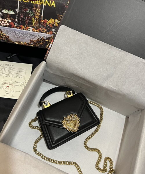 Dolce & Gabbana Small Devotion Bag In Plain Black For Women 7.5in/19cm DG BB6711AV89380999