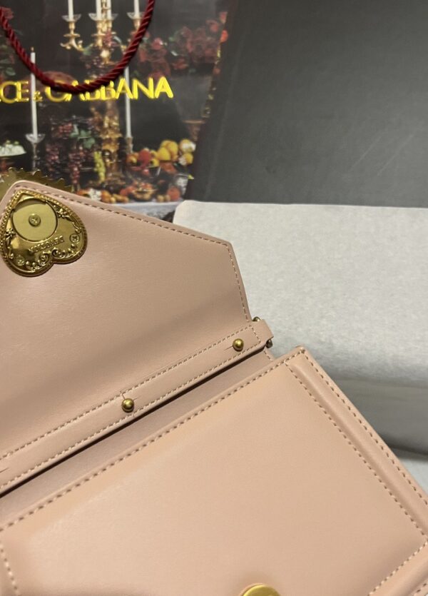 Dolce & Gabbana Small Devotion Bag In Plain Pale Pink For Women 7.5in/19cm DG BB6711AV89380412