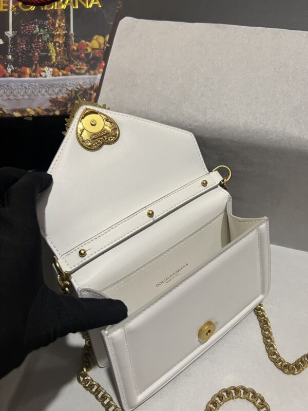 Dolce & Gabbana Small Devotion Bag In Plain White For Women 7.5in/19cm DG BB6711AV89380002