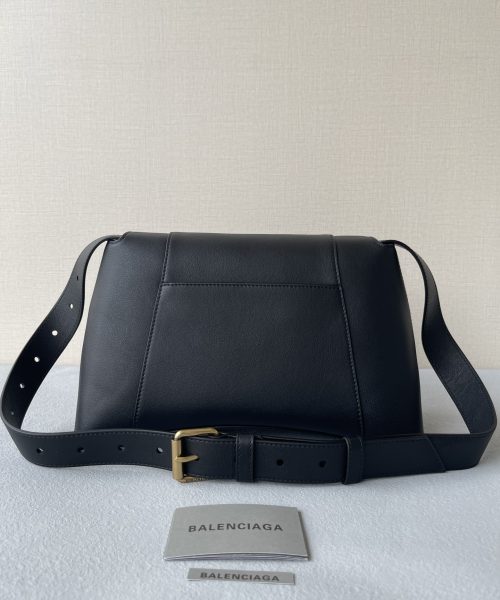 Downtown Small Shoulder Bag In Black For Women 11.8in/30cm 67135329S1M1000