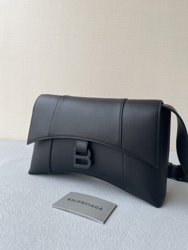 Downtown Small Shoulder Bag In Black/Beige/Pink For Women 11.8in/30cm 67135329S171000