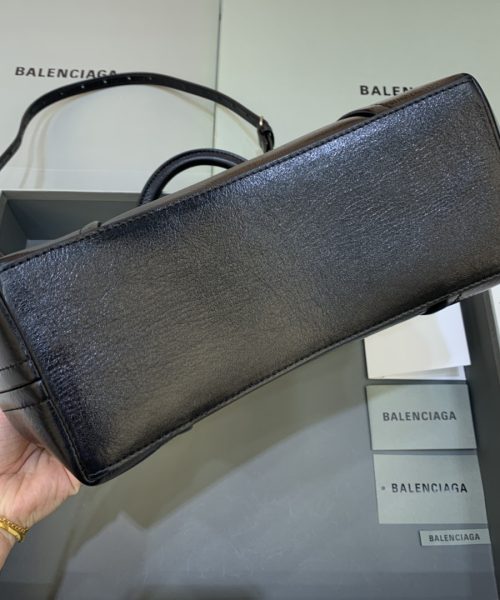 Editor Small Top Handle Bag Pink/Black For Women 10.6 in/27 cm