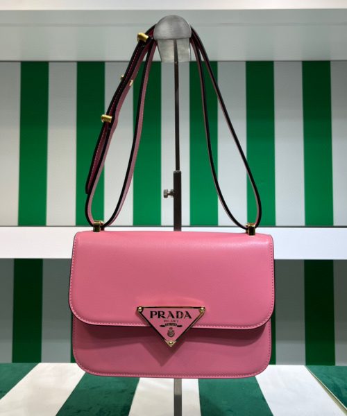 Emblème Shoulder Bag In Pink For Women 7.8in/20cm 1BD340_2A3A_F0ZCL_V_UTO