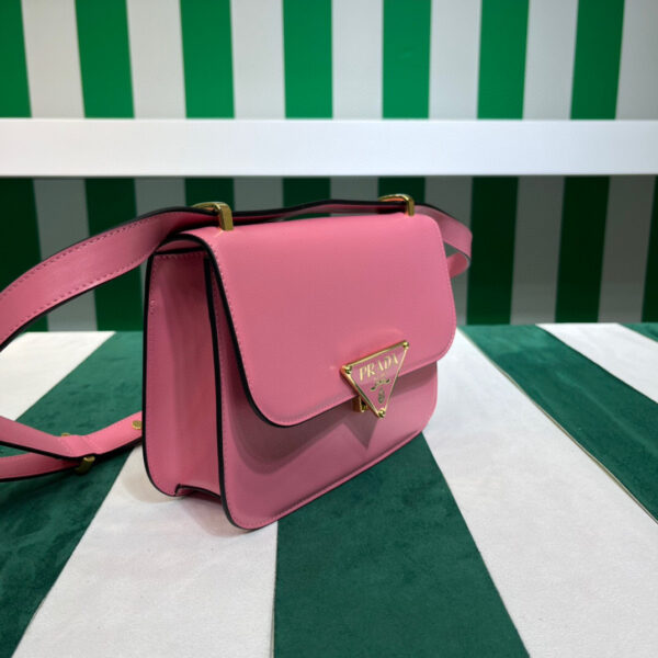 Emblème Shoulder Bag In Pink For Women 7.8in/20cm 1BD340_2A3A_F0ZCL_V_UTO