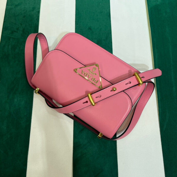 Emblème Shoulder Bag In Pink For Women 7.8in/20cm 1BD340_2A3A_F0ZCL_V_UTO