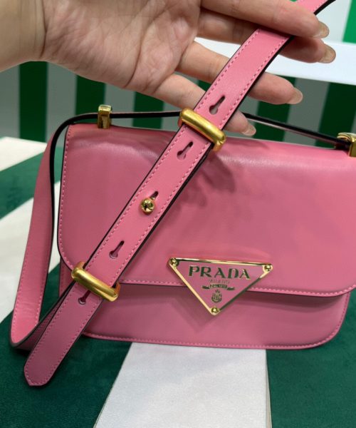 Emblème Shoulder Bag In Pink For Women 7.8in/20cm 1BD340_2A3A_F0ZCL_V_UTO