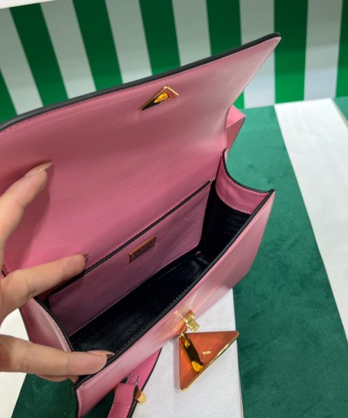 Emblème Shoulder Bag In Pink For Women 7.8in/20cm 1BD340_2A3A_F0ZCL_V_UTO