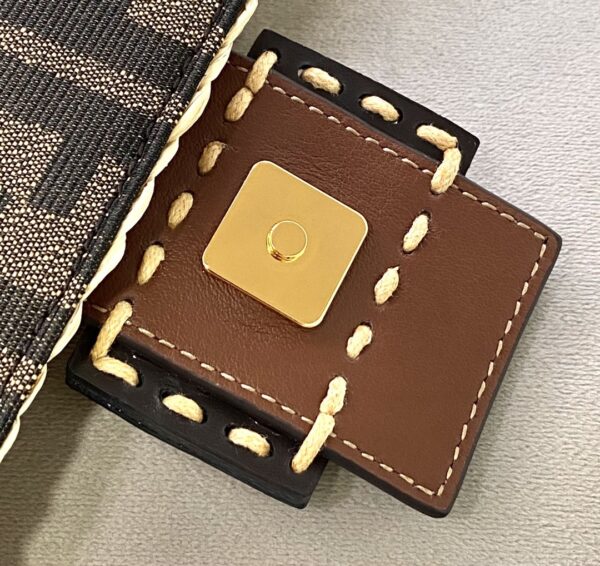 1:1 Replica Fendi Baguette 28cm