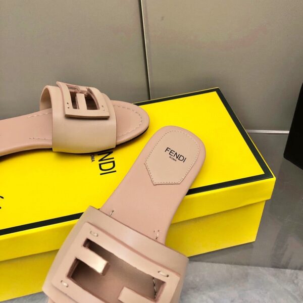 Fendi Baguette Beige For Women FF