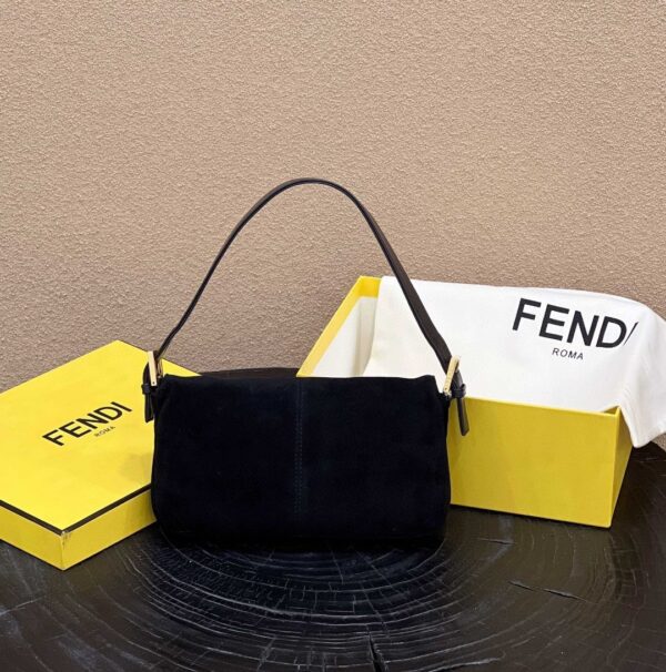 1:1 Replica Fendi Baguette Black Bag For Woman 25cm/9.5in