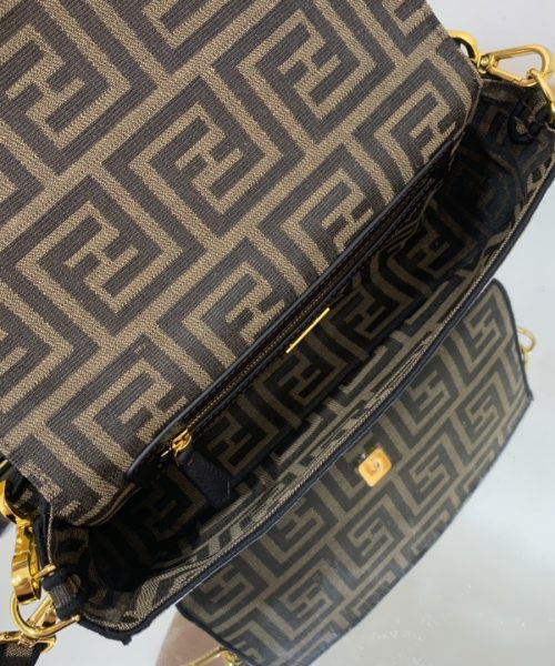 1:1 Replica Fendi Baguette Brown fabric Brown Medium Bag For Woman 27cm/10.5in