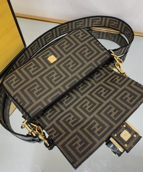 1:1 Replica Fendi Baguette Brown fabric Brown Medium Bag For Woman 27cm/10.5in