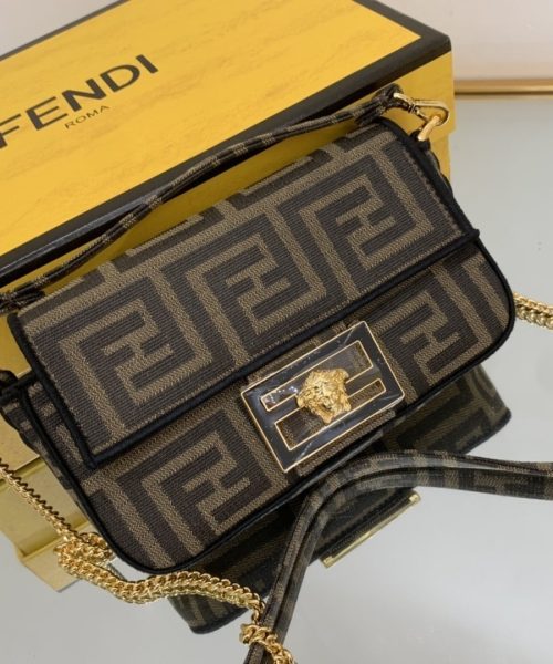 1:1 Replica Fendi Baguette Brown fabric Brown Small Bag For Woman 18.5cm/7in