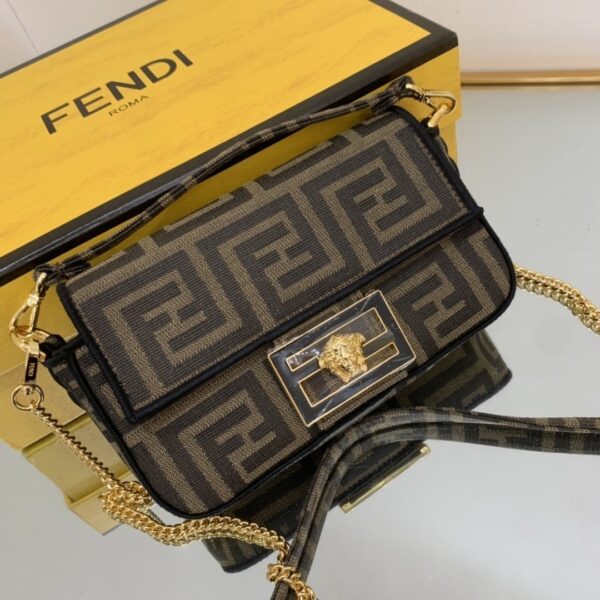 1:1 Replica Fendi Baguette Brown fabric Brown Small Bag For Woman 18.5cm/7in