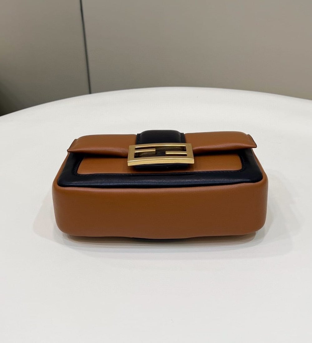 1:1 Replica Fendi Baguette Chain Brown and Black Bag For Woman 19cm/7.5in - Image 6