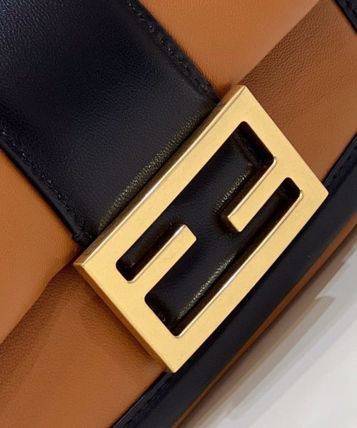 1:1 Replica Fendi Baguette Chain Brown and Black Bag For Woman 19cm/7.5in