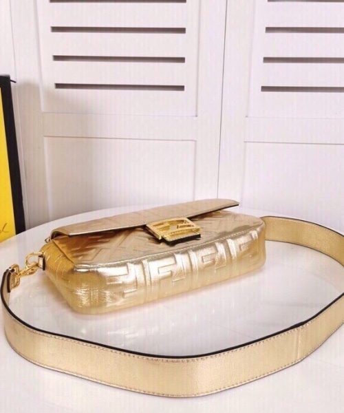 1:1 Replica Fendi Baguette Chain Midi Medium Gold Bag For Woman 26cm/10in