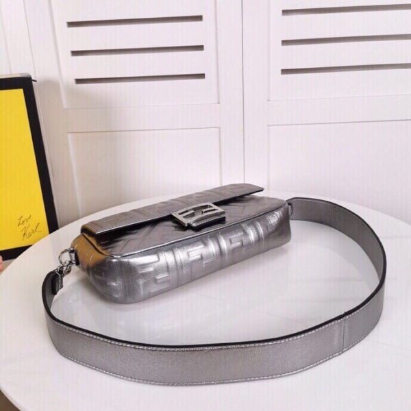 1:1 Replica Fendi Baguette Chain Midi Medium Silver Bag For Woman 26cm/10in