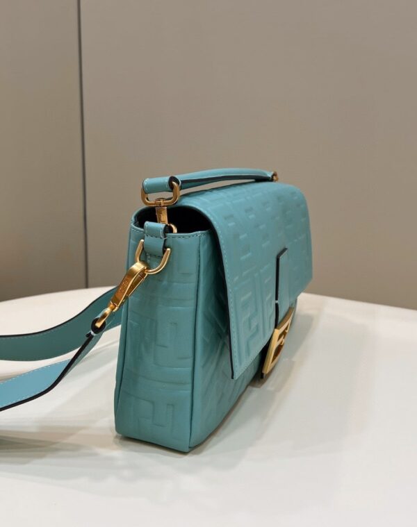 1:1 Replica Fendi Baguette Medium Mint Green Bag For Woman 27cm/10.5in 8BR600A72VF1IV6