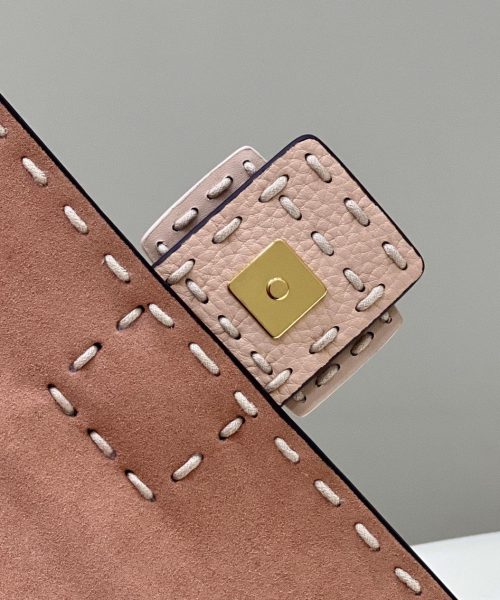 1:1 Replica Fendi Baguette Pink Sheepskin Bag For Woman 27cm/10.5in 8BR600AH96F1F7N