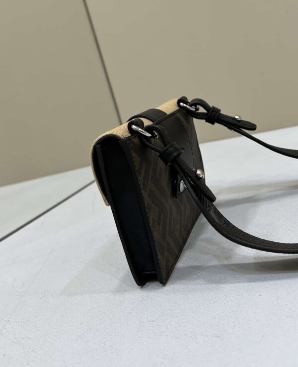 1:1 Replica Fendi Baguette Pouch Brown fabric Black Pouch For Woman 16cm/6in