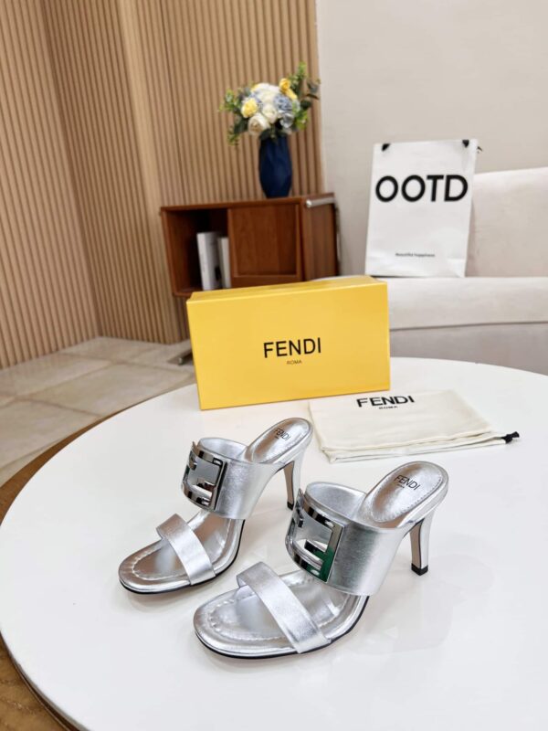 Fendi Baguette Silver Heels For Women