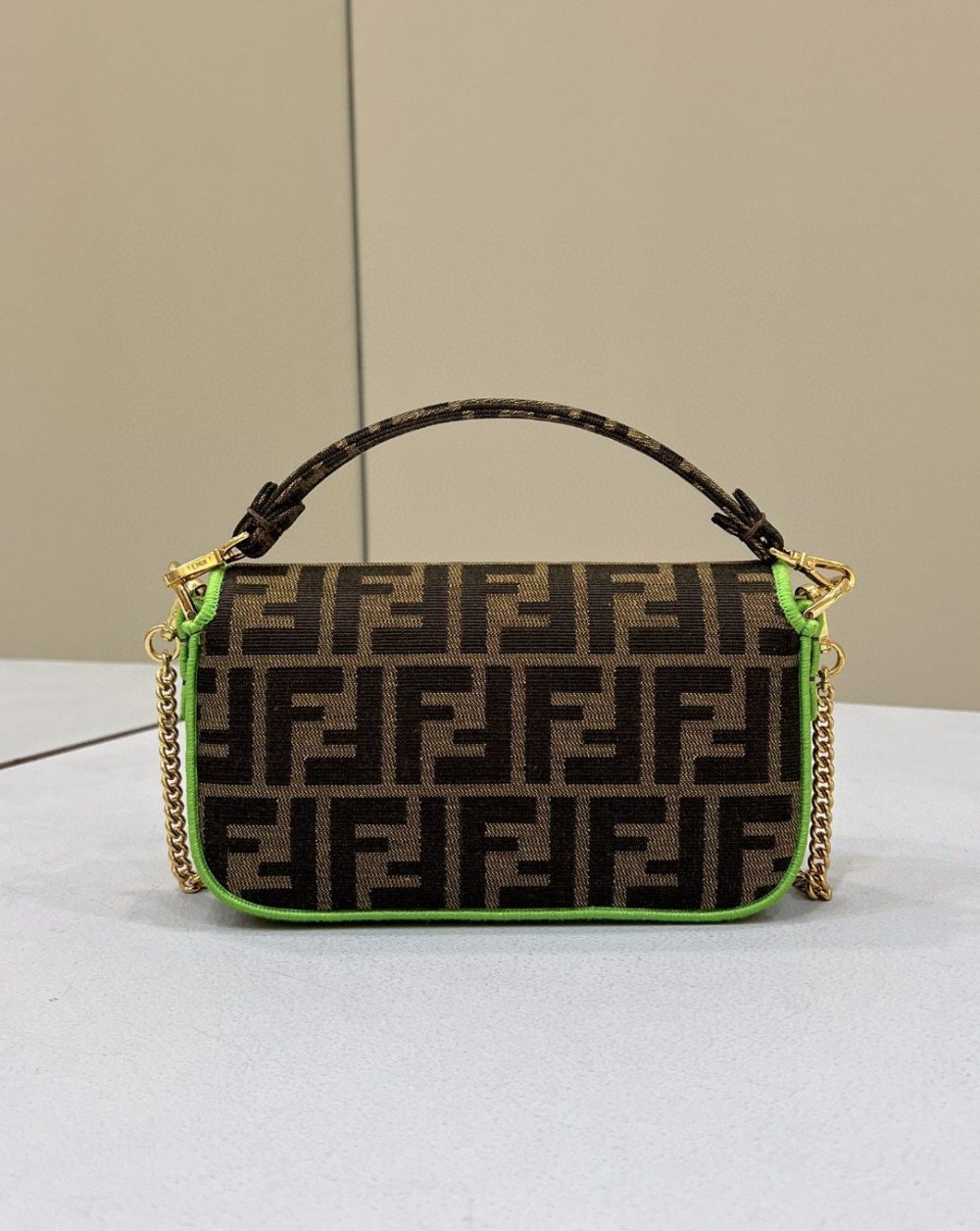 1:1 Replica Fendi Baguette Small Brown Fabric Green Border Bag For Woman 18cm/7in - Image 2