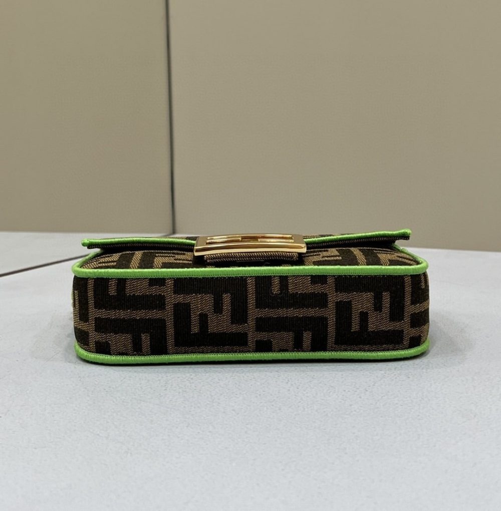 1:1 Replica Fendi Baguette Small Brown Fabric Green Border Bag For Woman 18cm/7in - Image 3
