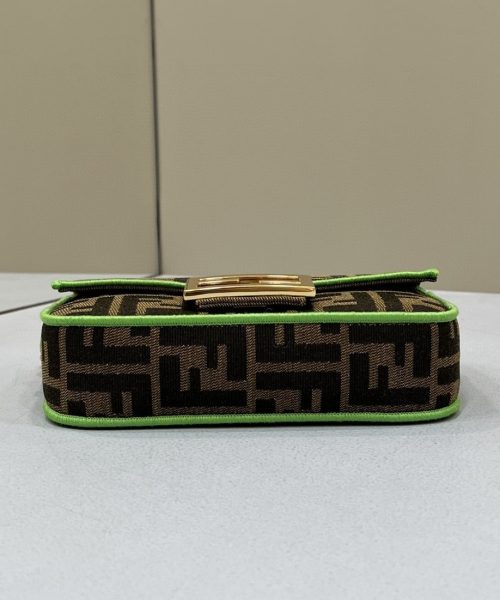 1:1 Replica Fendi Baguette Small Brown Fabric Green Border Bag For Woman 18cm/7in