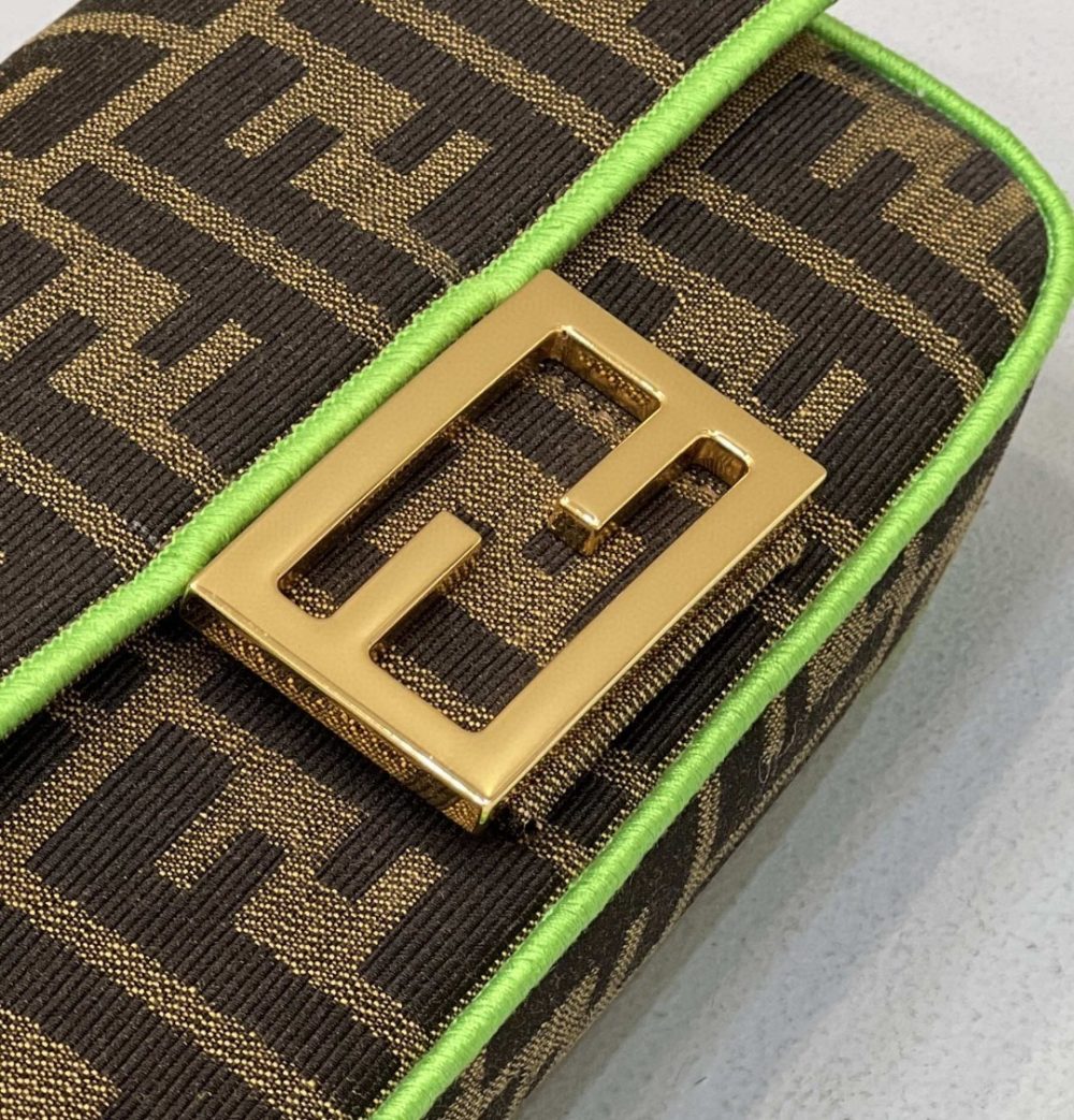 1:1 Replica Fendi Baguette Small Brown Fabric Green Border Bag For Woman 18cm/7in - Image 6