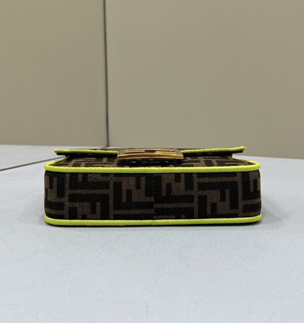 1:1 Replica Fendi Baguette Small Brown Fabric Yellow Border Bag For Woman 18cm/7in