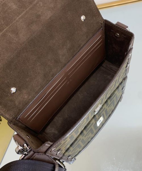1:1 Replica Fendi Baguette Soft Trunk Mini Beige Bag For Woman 10cm/4in