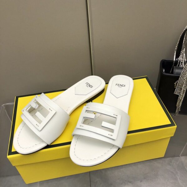 Fendi Baguette White For Women FF