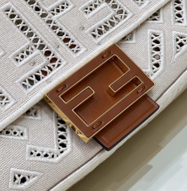 1:1 Replica Fendi Baguette White with Embroidery Medium Bag For Woman 28cm/11in